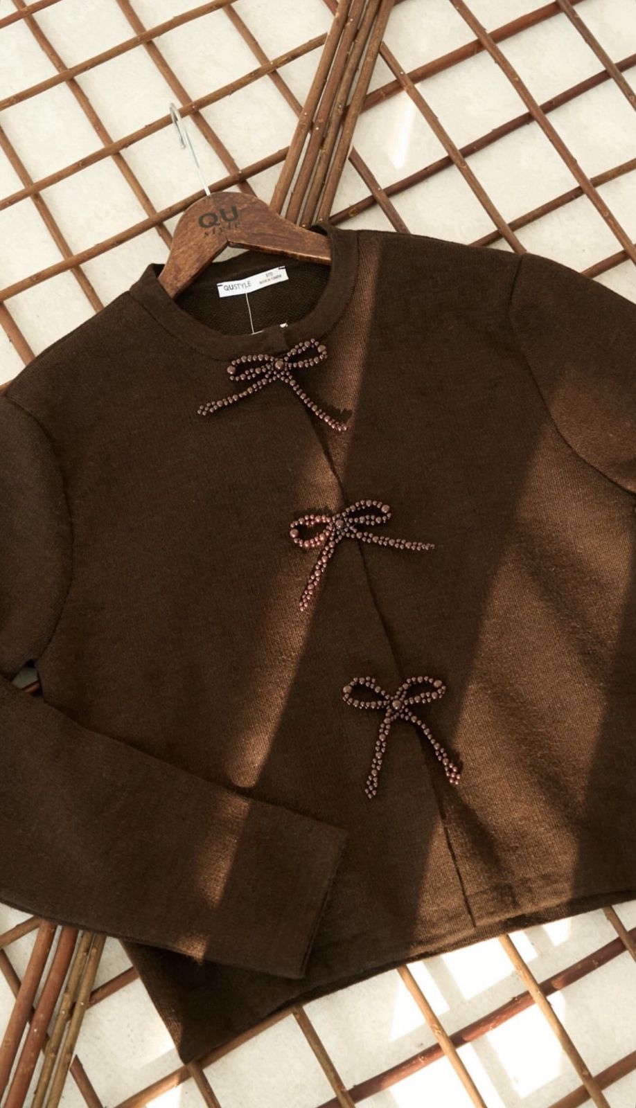 1bc192d9-db49-4b8b-a049-6d4d263ea4bf Moccha Noeud Knit - Image 1