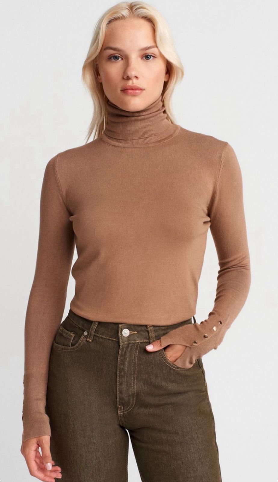 3f1a1317-fdcc-4ffb-825e-4bf4b456492e Aphrodite basics—camel - Image 1