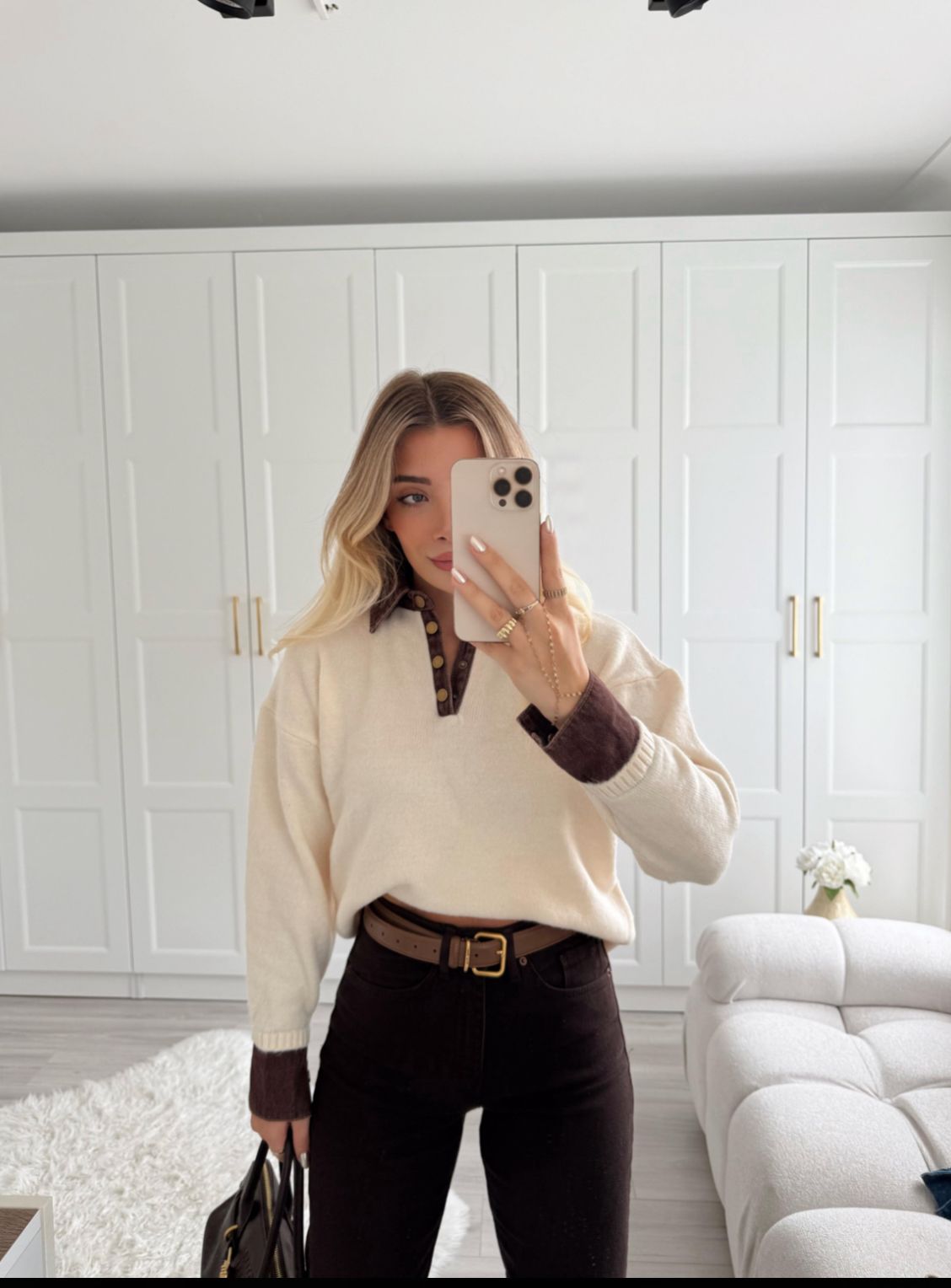 46ce9ea2-03f9-44b4-af41-19a08f0b21ed Light Beige -brown neck jeans - Image 1