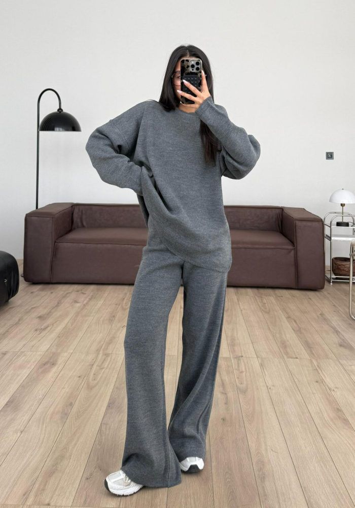 7b6dd1c4-ba8c-4770-8dee-0b76b1f401b9 Dominar Knitwear Set— Grey - Image 1