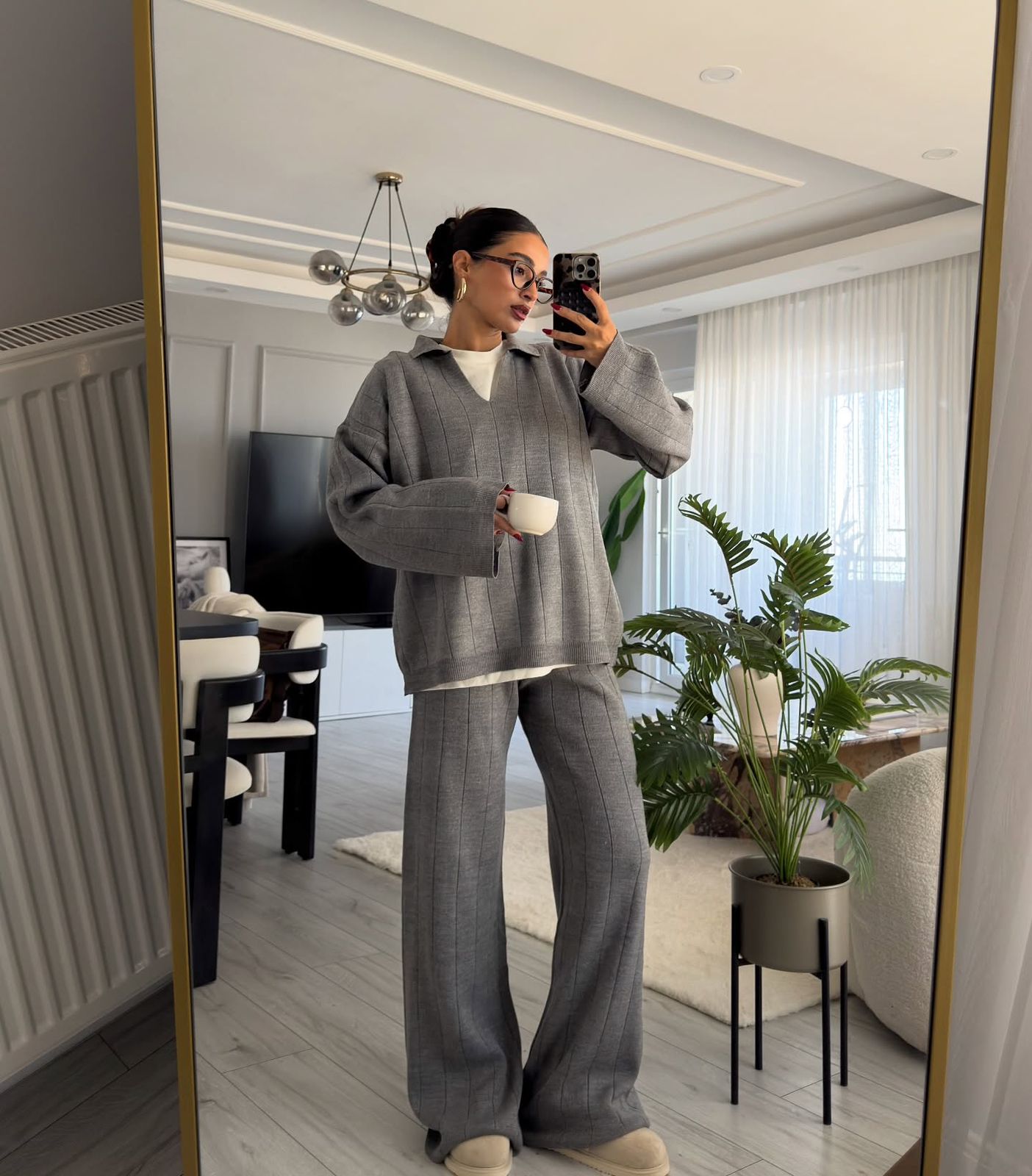 95a23f51-e409-4bf5-9760-f1f85e9bd081 Grey Basic Set - Image 1