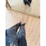 The Classic Leather Black - Image 3