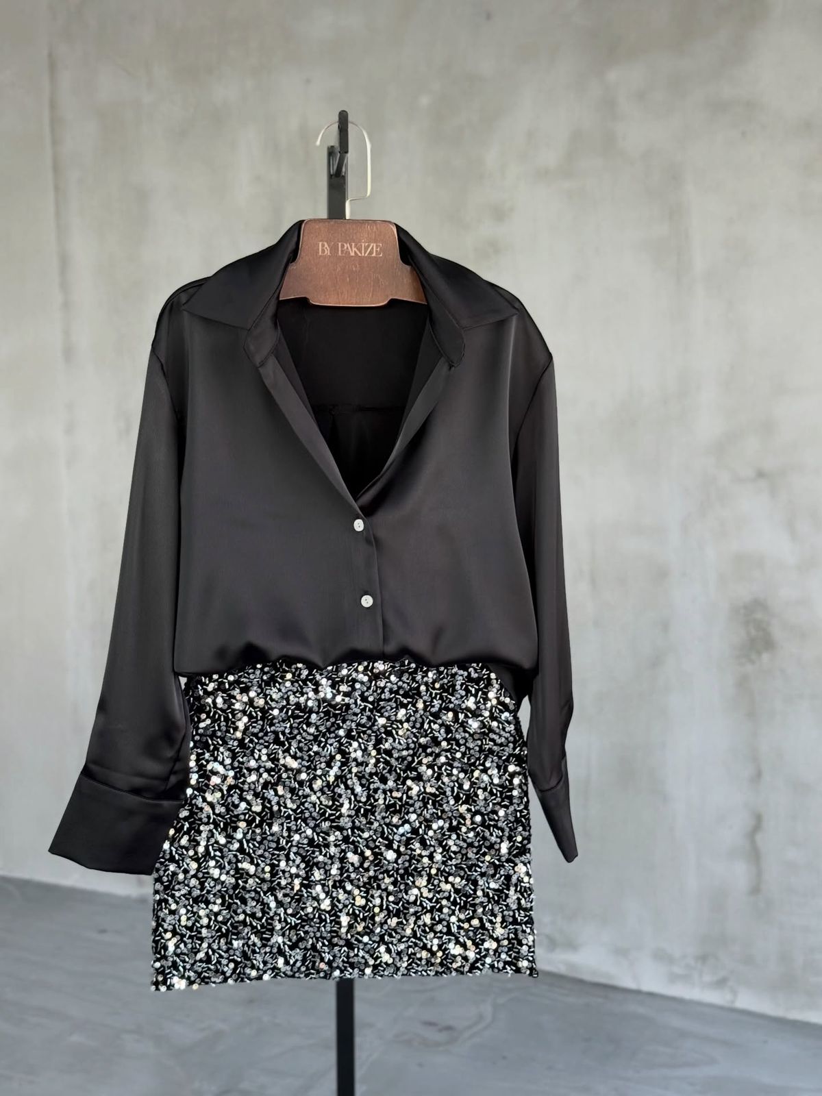 WhatsApp Image 2025-11-27 at 11.54.53 AM Sequined Silver Skirt - Image 1