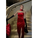 RED SHAWL DETAILED SLIT VELVET DRESS - Image 3