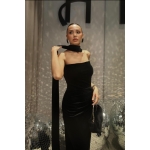 BLACK SHAWL DETAILED SLIT VELVET DRESS - Image 4