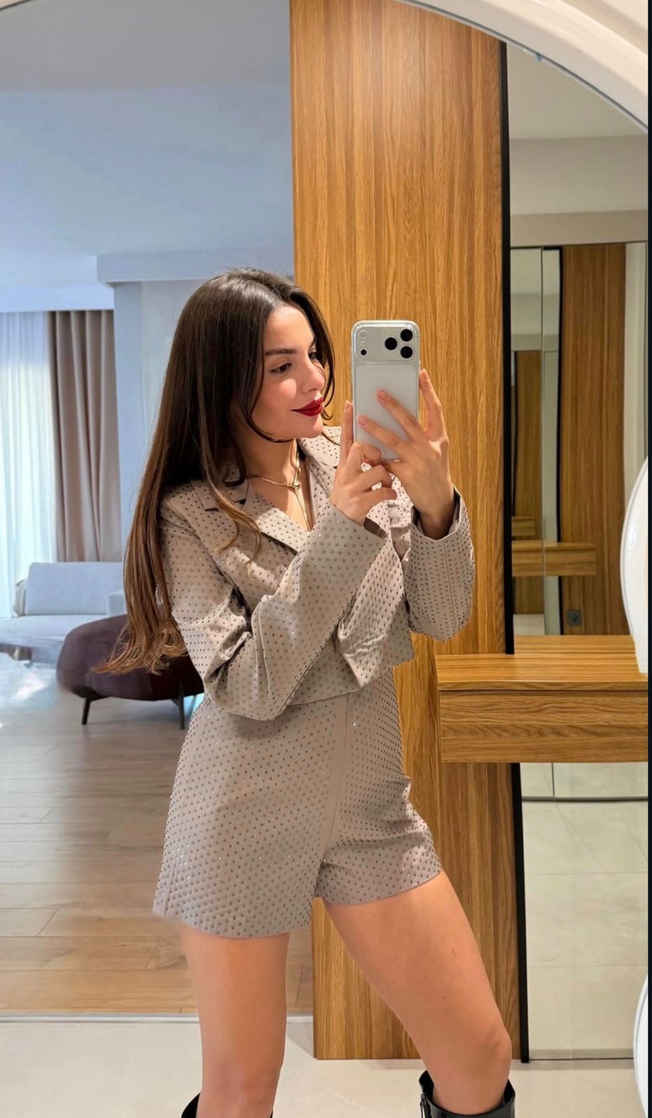 c91cec9f-0bfd-416d-b360-871541056f5f Diamond Glow Short Set—Grey - Image 1