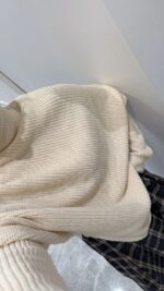 Ecru Textured Knit Sweater - Image 5