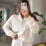 Buttoned V-Neck Knit off-white