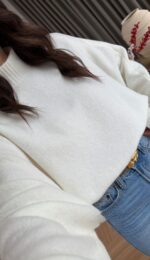 Soft off white knit - Image 2