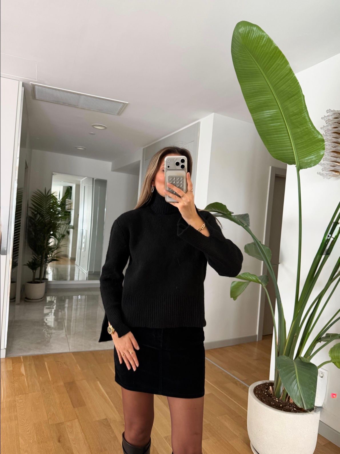 b81c10c4-0331-4265-8d64-06340f682b5d Black Turtleneck Sweater - Image 1