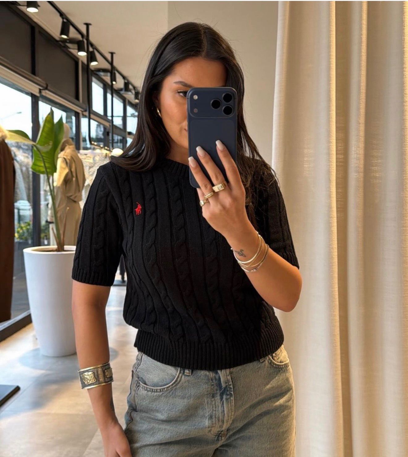 dabc8cad-cd7f-4591-a4de-b3b89b8b4a57 Black Cable Knit Short sleeve Sweater - Image 1