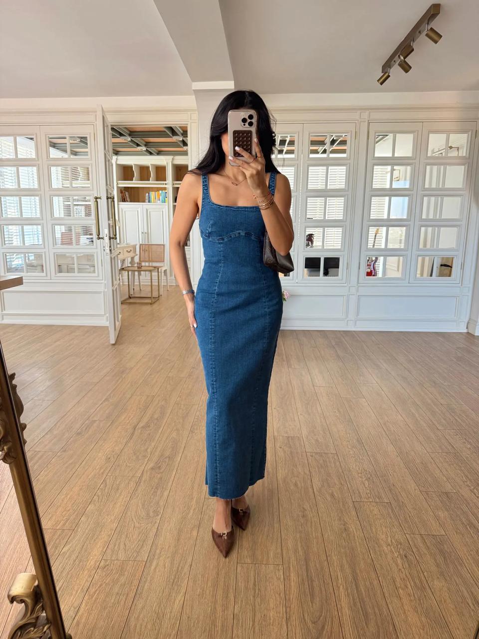 35854b08-72c0-48bc-bf1f-0cebb75f4cfb Women's Blue Denim Maxi Dress - Image 1