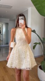 Ivory Lace Sleeveless A-Line Dress - Image 3