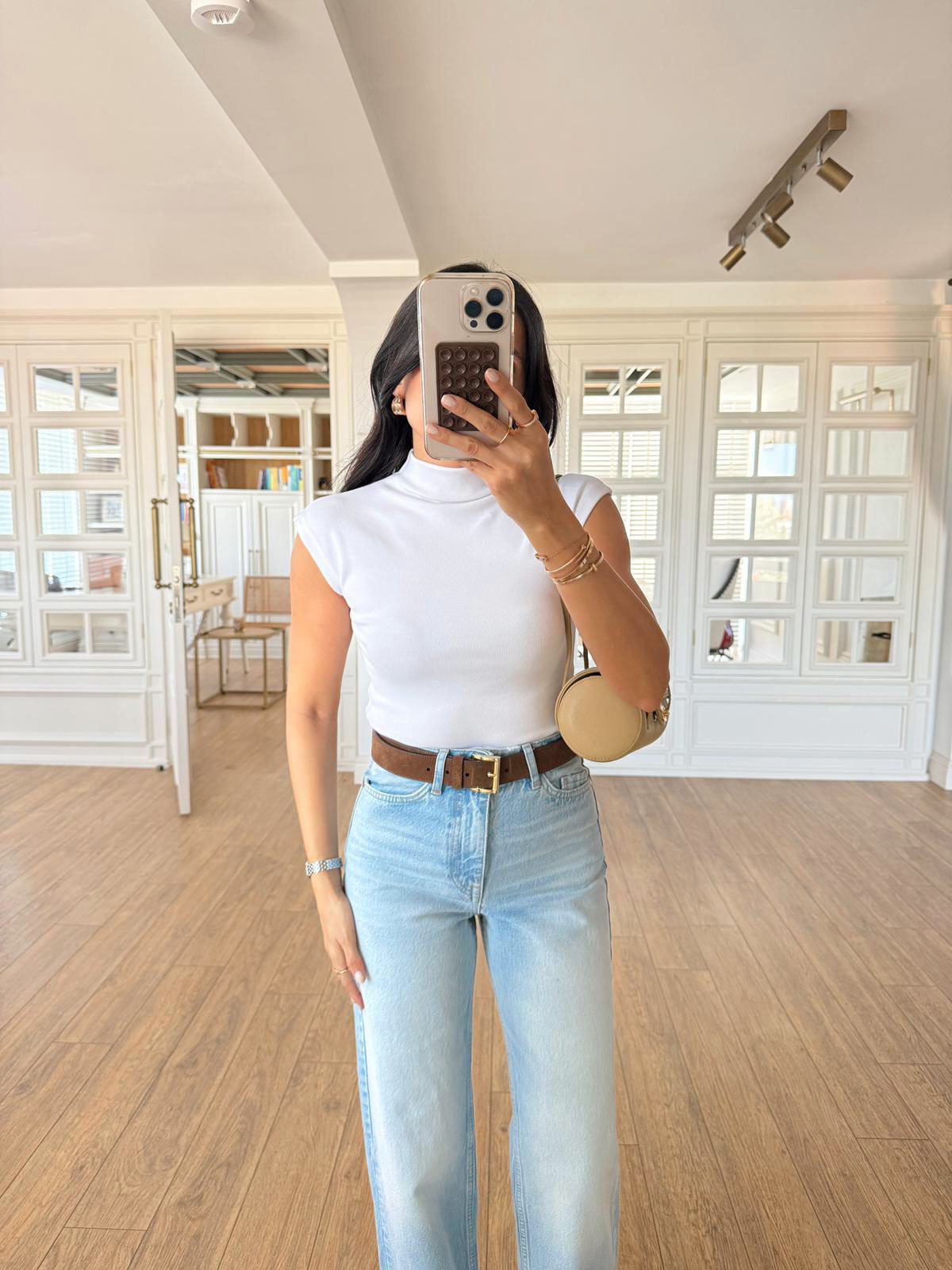 WhatsApp Image 2026-04-01 at 12.38.37 PM Short Sleeve Mock Neck White Top - Image 1