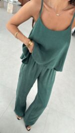 Dark Green Sleeveless Top and Pants Set - Image 2