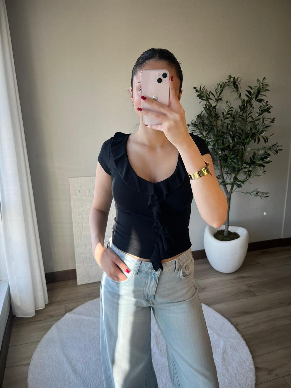 147f6e61-d0de-48a2-a7b3-3a12b55af953 Black Ruffle Front Short Sleeve Top - Image 1