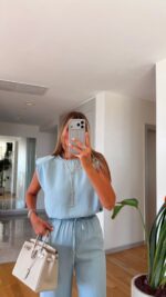Light Blue Sleeveless Wide Leg Set - Image 2