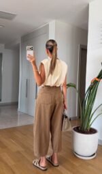 Wide Leg High Waist Brown Jeans - Image 2