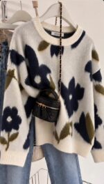 Cream Floral Knit Pullover Sweater - Image 2