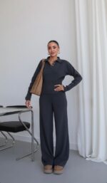 Grey polo sweatshirt and wide leg pants - Image 2